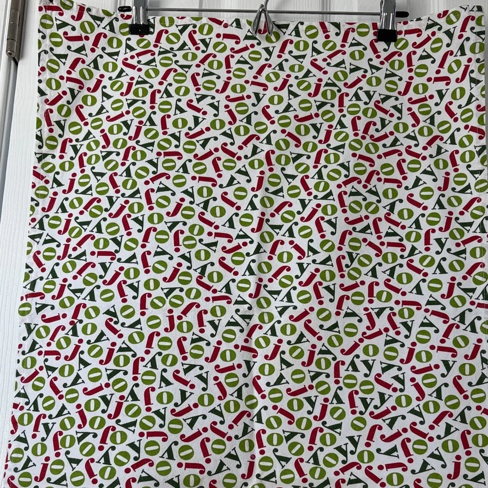 Crate&Barrel Festive Red and Green Kitchen Dish Tea Towel